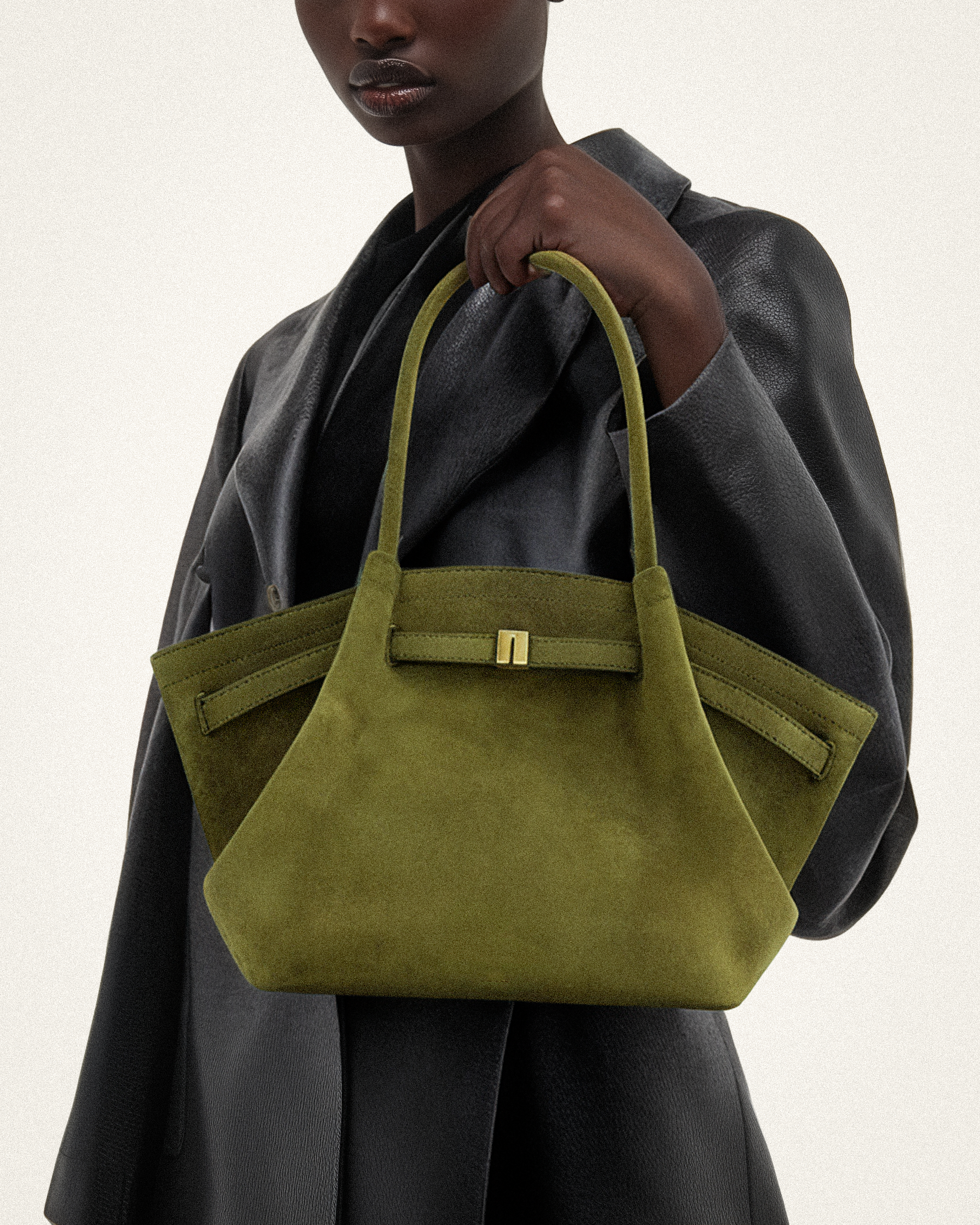 Nora Tote – Dunkeloliv (Weiches Wildleder)